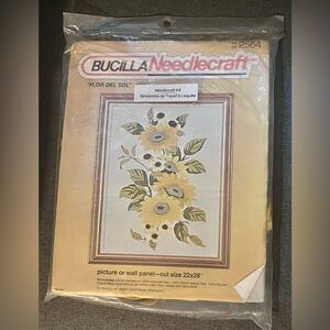 Bucilla Sunflower Needlecraft Kit - Flor Del Sol 22x26